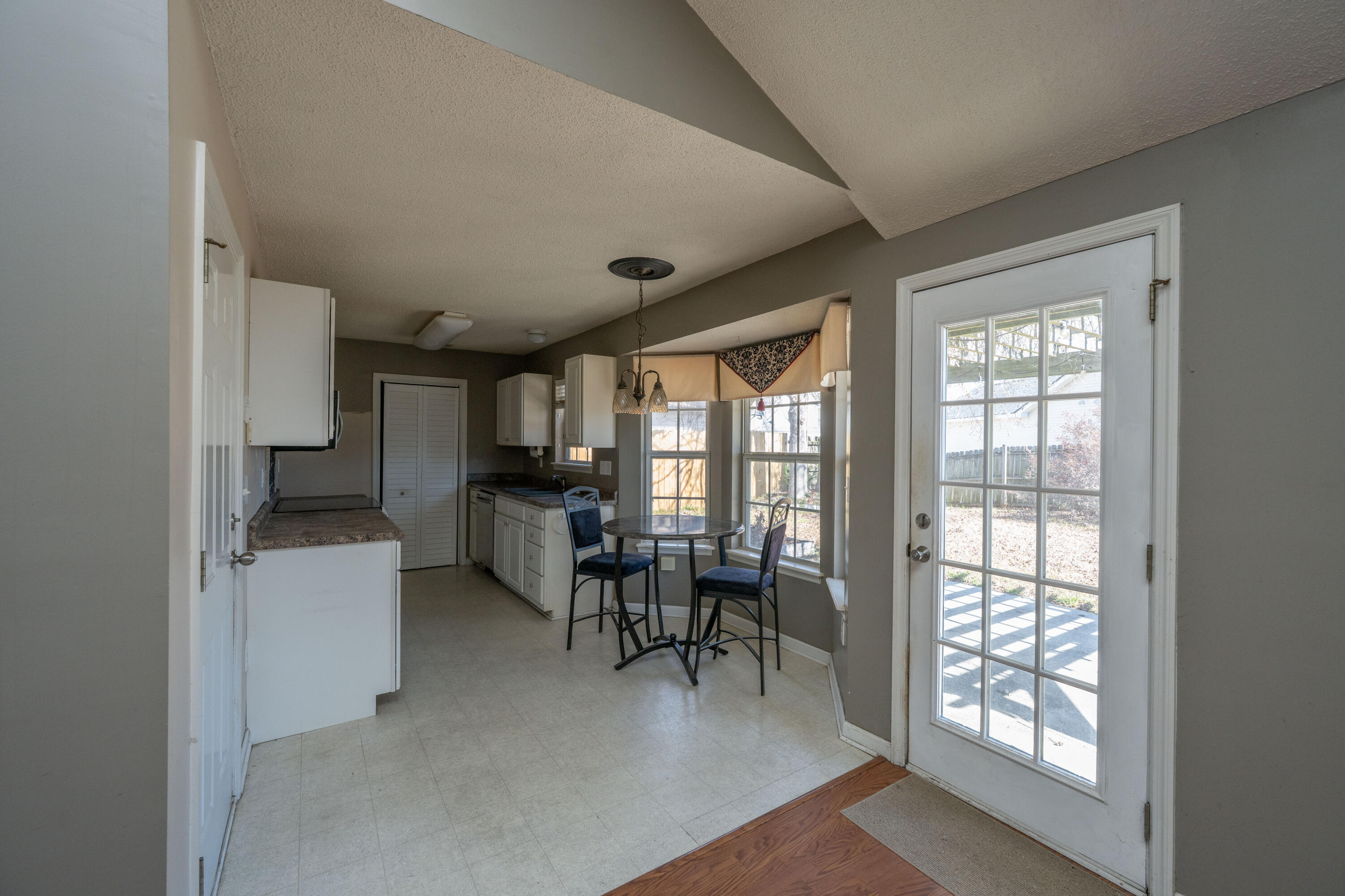 8396 Waltham Road North Charleston, SC 29406 - Photo 8 of 30 8396WalthamRd009