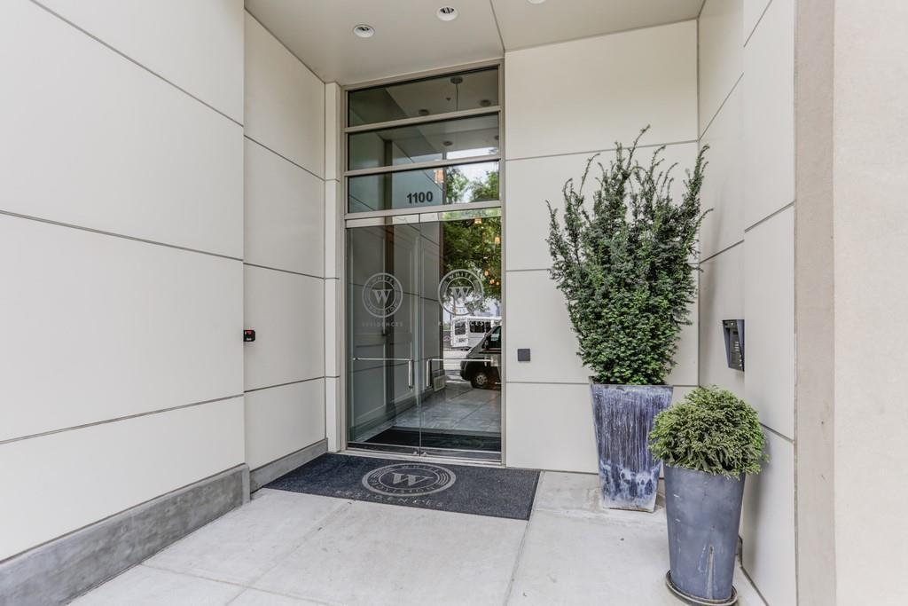 1100 Howell Mill Road Northwest, Unit 917 Atlanta, GA 30318 - Photo 20 of 22 a view of small space in front of house