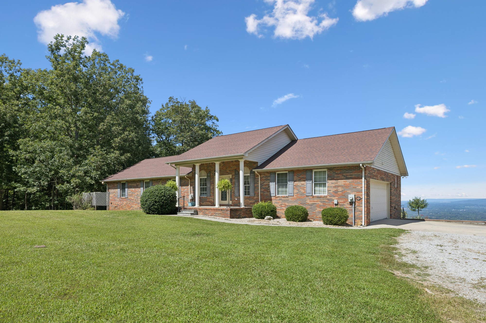 7365 Rowe Gap Road Belvidere, TN 37306 - Photo 6 of 78