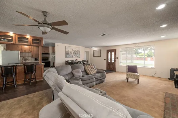 $585,555 | 8841 California, Riverside, CA 92503