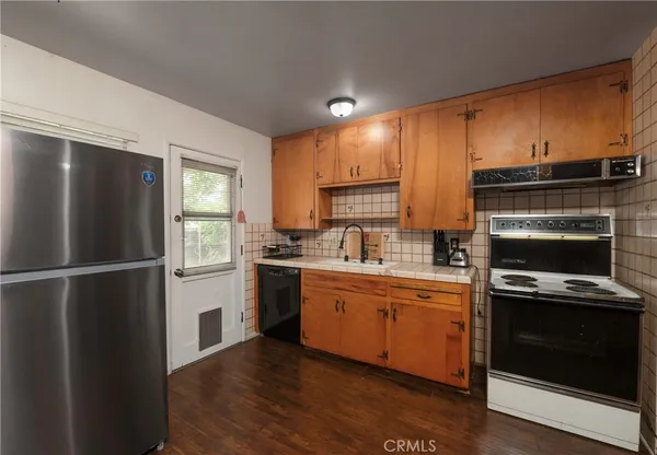 $585,555 | 8841 California, Riverside, CA 92503