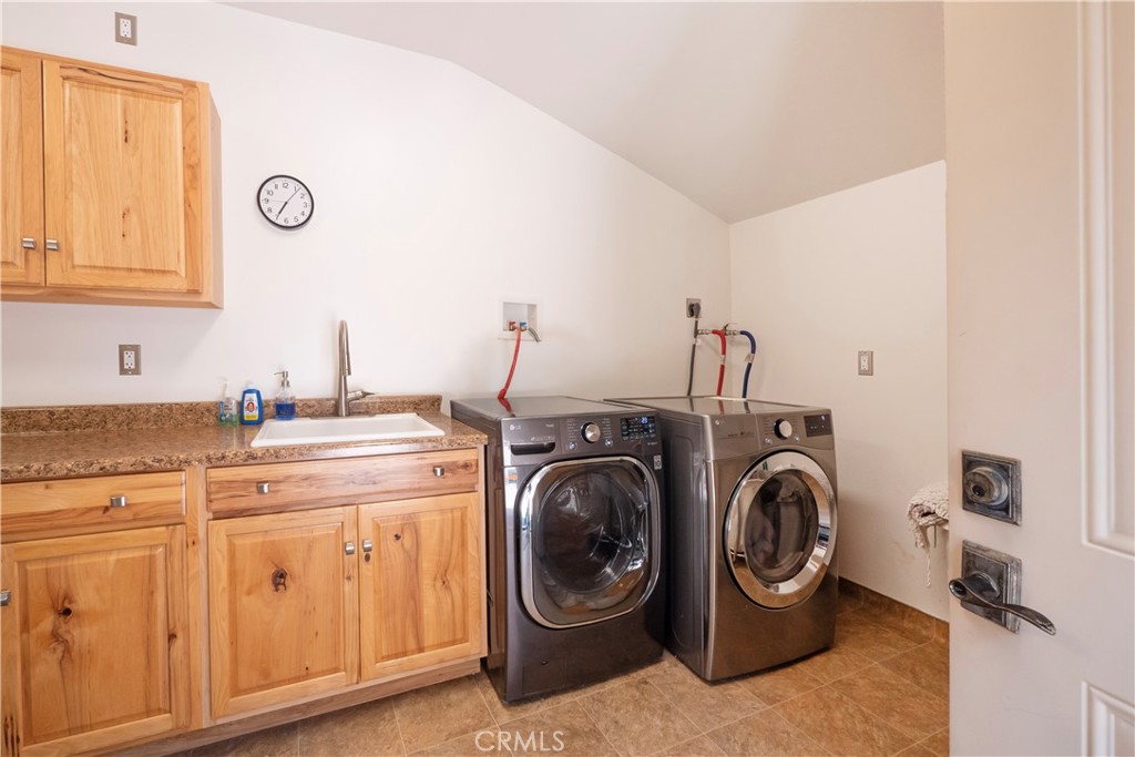 2083 Grace Street Riverside, CA 92504 - Photo 36 of 70