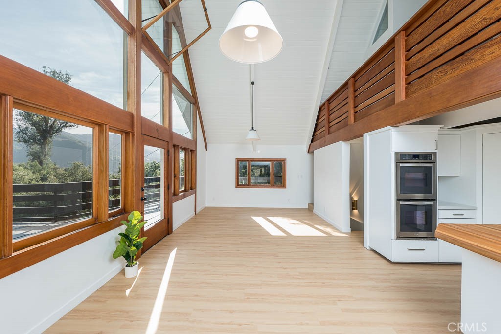 21670 Encina Road Topanga, CA 90290 - Photo 8 of 27 Gallery Image 8