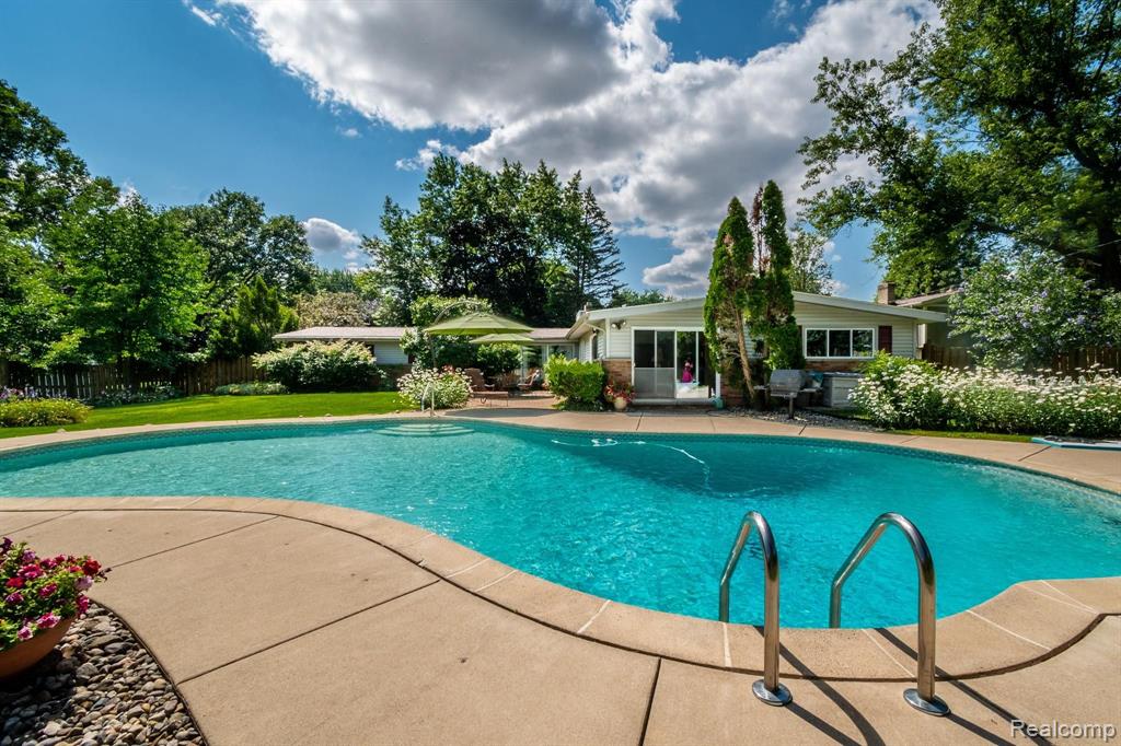 380 Donegal Drive Rochester Hills, MI 48309 - Photo 28 of 34