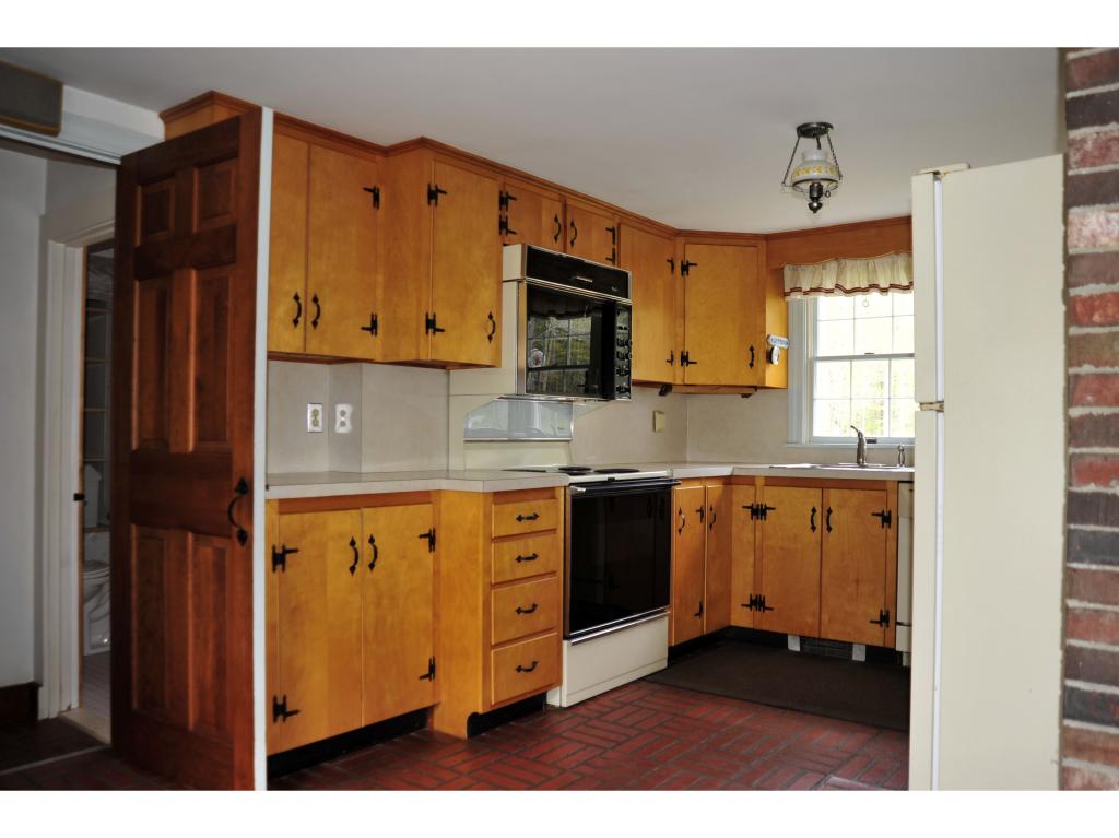 1025 Hurricane Mountain Road Intervale, NH 03845 - Photo 13 of 25