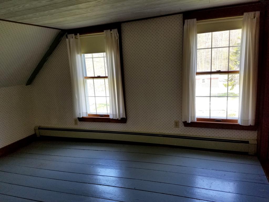1025 Hurricane Mountain Road Intervale, NH 03845 - Photo 17 of 25