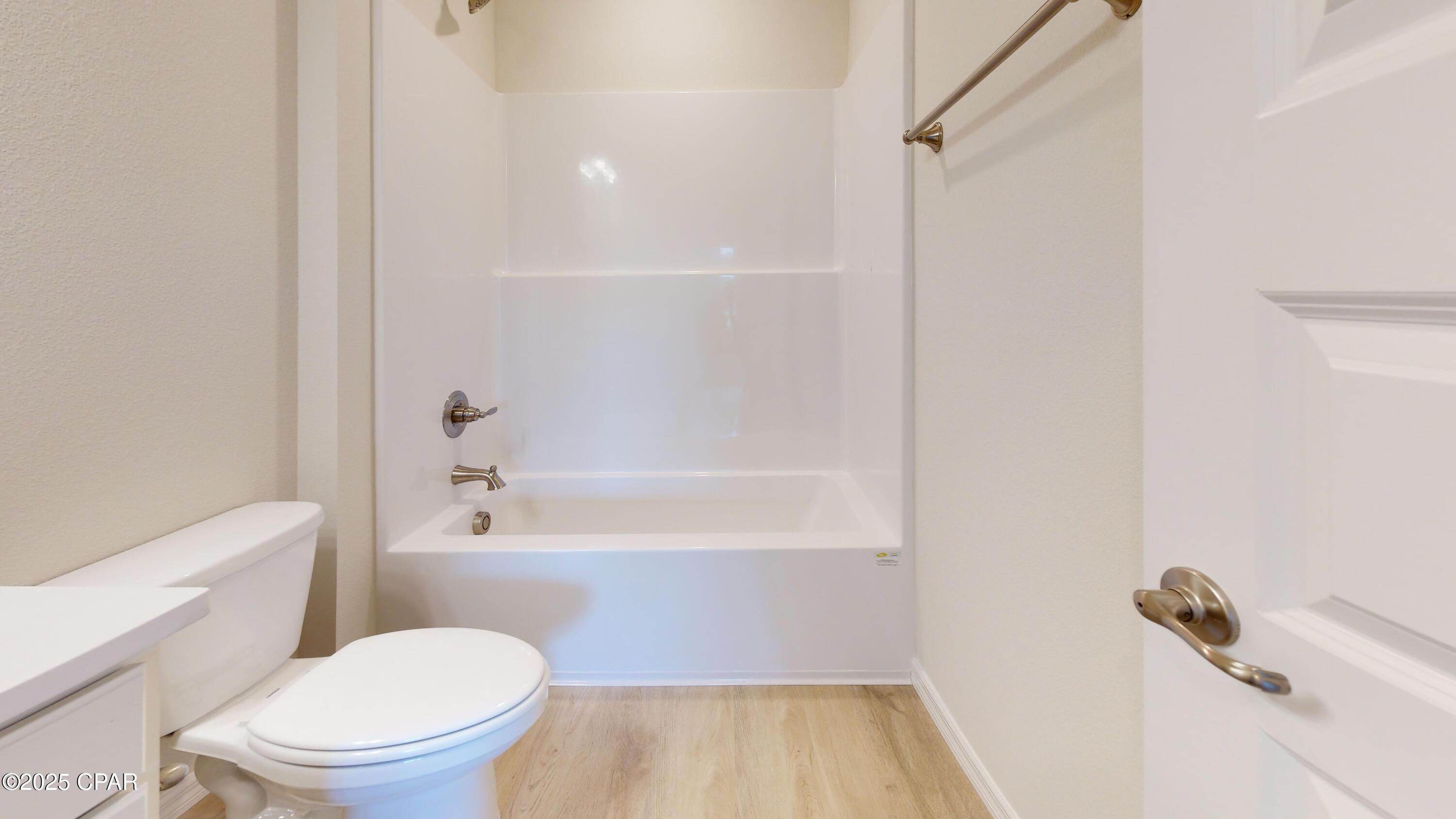 3884 Bricknell Avenue Chipley, FL 32428 - Photo 3 of 20