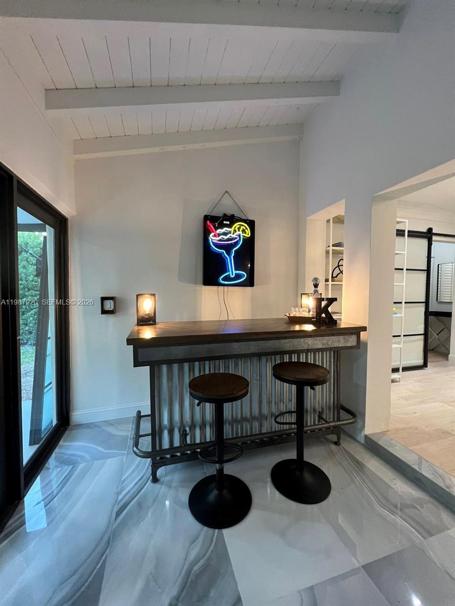 5173 Alton Road Miami Beach, FL 33140 - Photo 8 of 18 Gallery Image 8