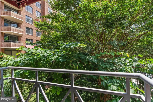 $714,900 | 1401 17th Street Northwest, Unit 302, Washington, DC 20036