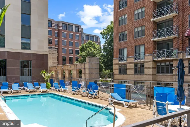 $714,900 | 1401 17th Street Northwest, Unit 302, Washington, DC 20036