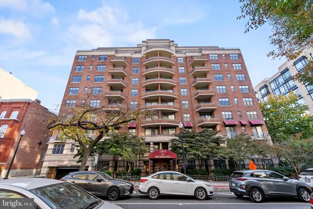 $714,900 | 1401 17th Street Northwest, Unit 302, Washington, DC 20036