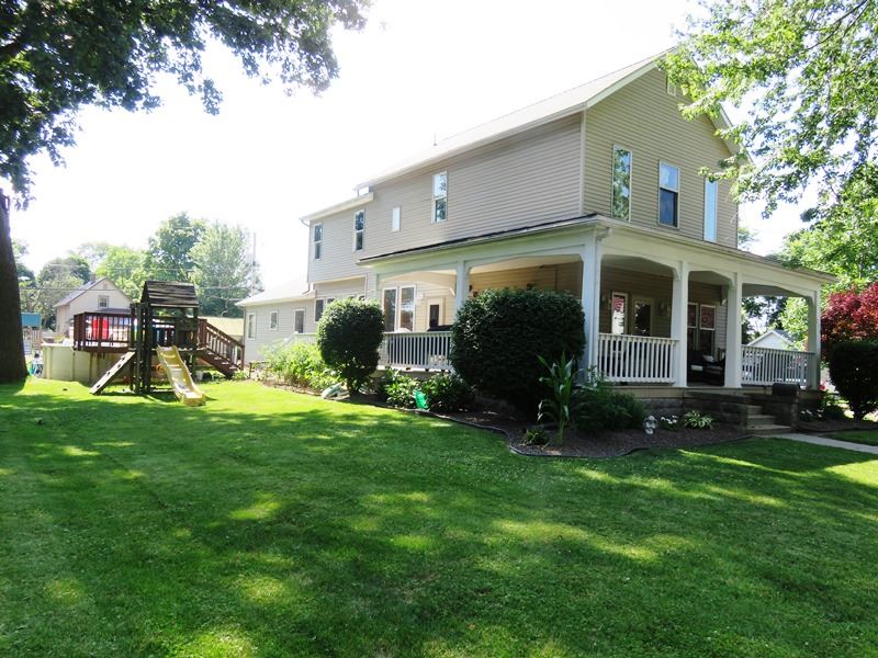 225 North 9th Street Decatur, IN 46733 - Photo 1 of 24