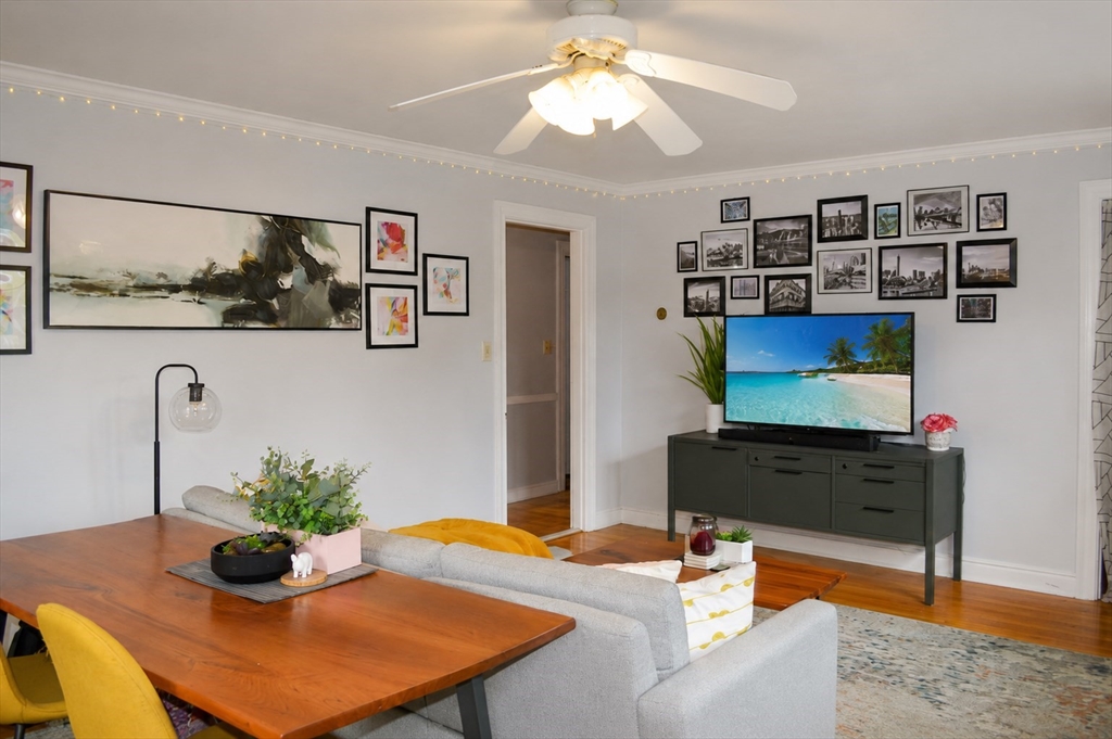 11 Whittemore Road, Unit 11 Newton, MA 02458 - Photo 3 of 9