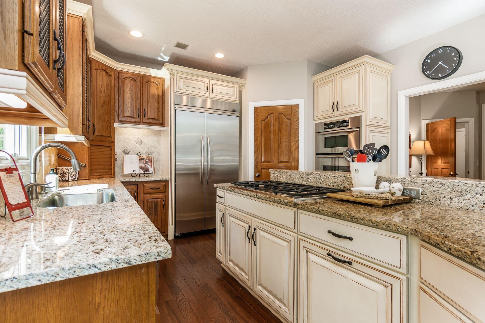 7380 Red Bank Road Westerville, OH 43082 - Photo 47 of 84 Eat in kitchen