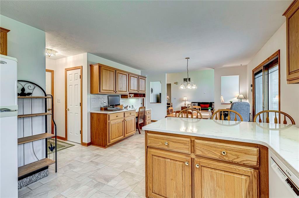 2272 Reston Lane Columbus, IN 47203 - Photo 15 of 27 Gallery Image 15