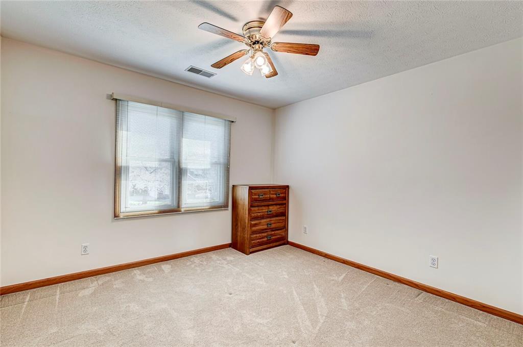 2272 Reston Lane Columbus, IN 47203 - Photo 22 of 27 Gallery Image 22