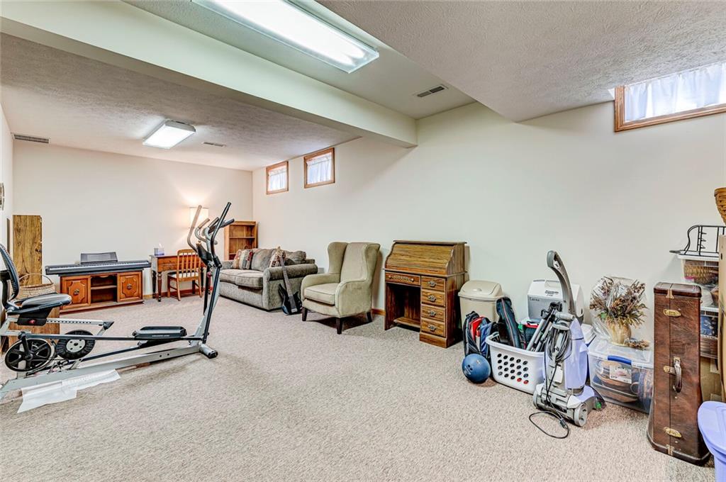 2272 Reston Lane Columbus, IN 47203 - Photo 24 of 27 Gallery Image 24