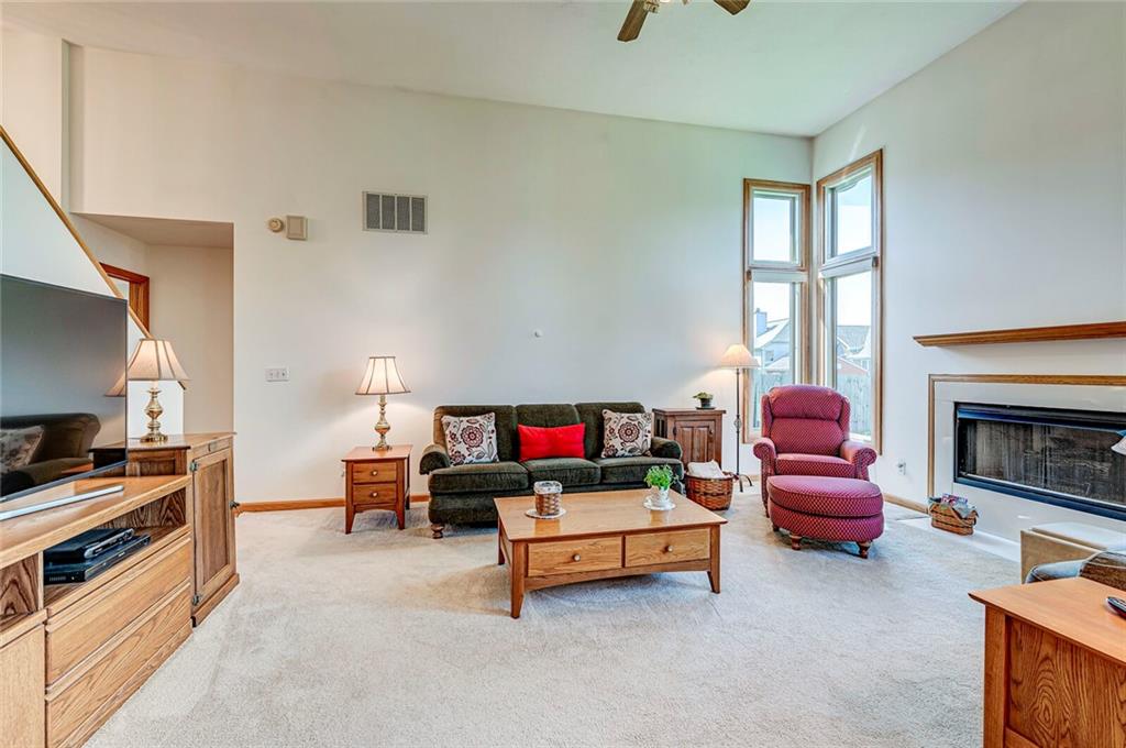 2272 Reston Lane Columbus, IN 47203 - Photo 8 of 27 Gallery Image 8