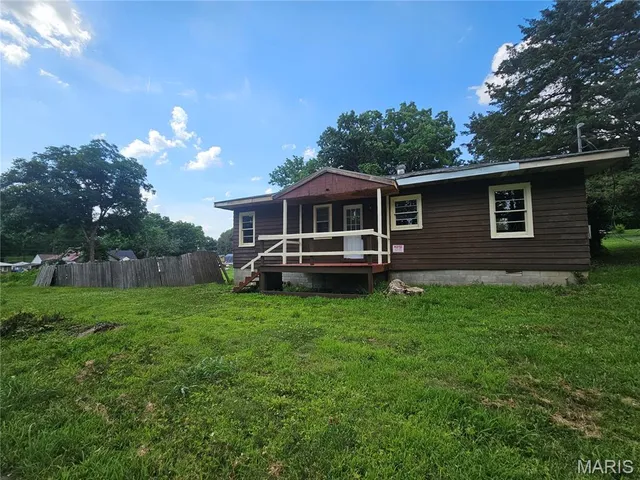 $17,000 | 1102 College Street, Cape Girardeau, MO 63703