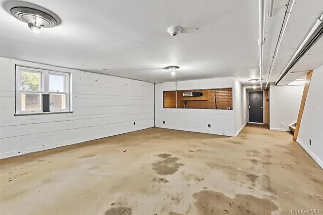 $1,200,000 | 61-12 Main Street | Queensboro Hill