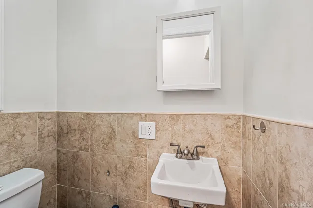 $1,200,000 | 61-12 Main Street | Queensboro Hill