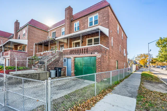 $1,200,000 | 61-12 Main Street | Queensboro Hill