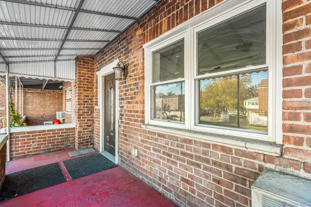 $1,200,000 | 61-12 Main Street | Queensboro Hill