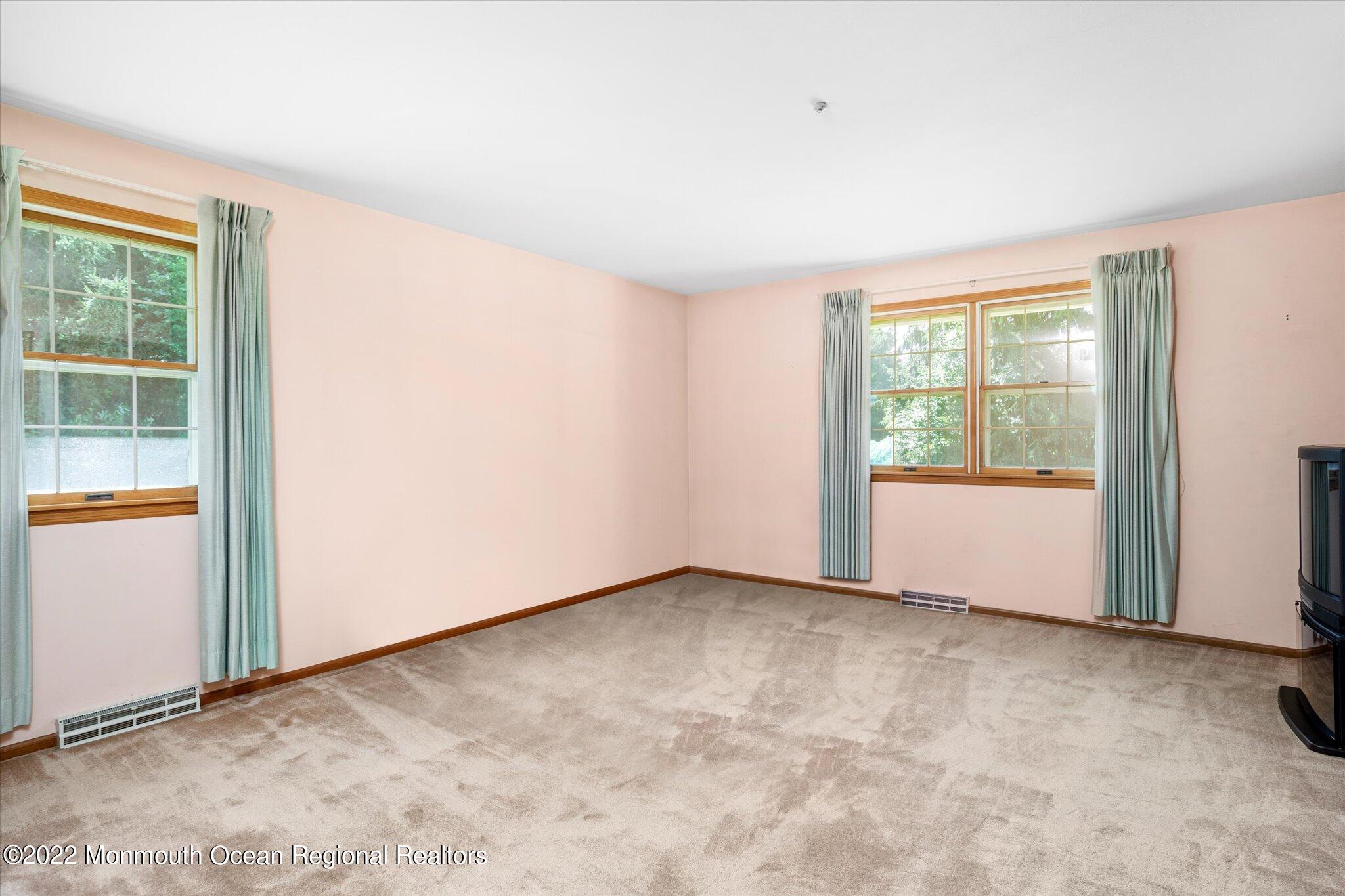 143 Davis Station Road Cream Ridge, NJ 08514 - Photo 17 of 25 Master Bedroom