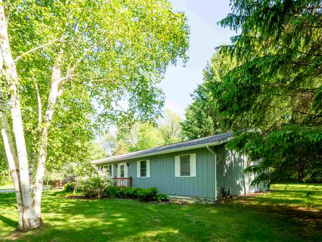 5495 West River Road Mount Pleasant, MI 48858 - Photo 2 of 35 1875379-1.JPG