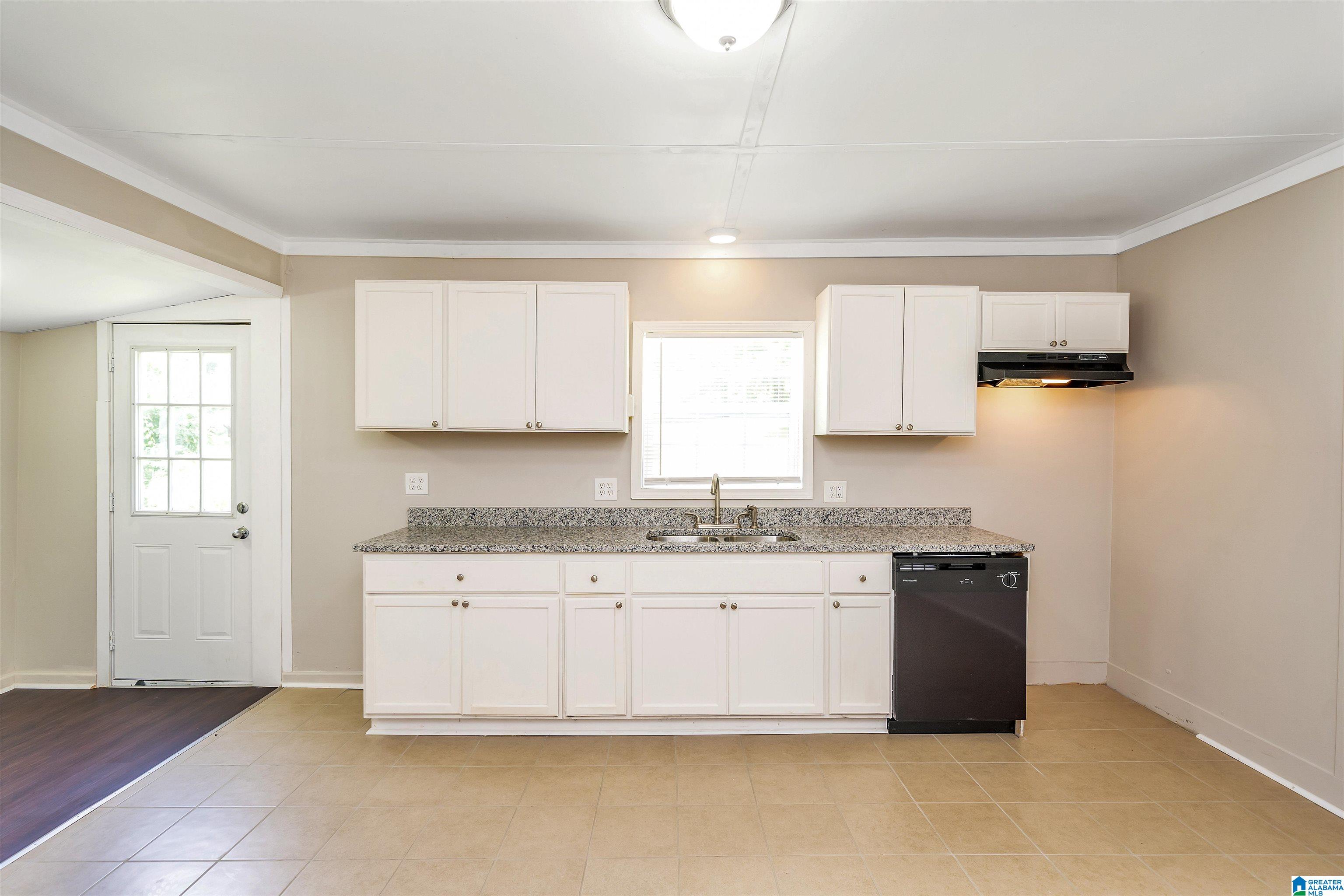 435 Southview Road Sylacauga, AL 35150 - Photo 14 of 30