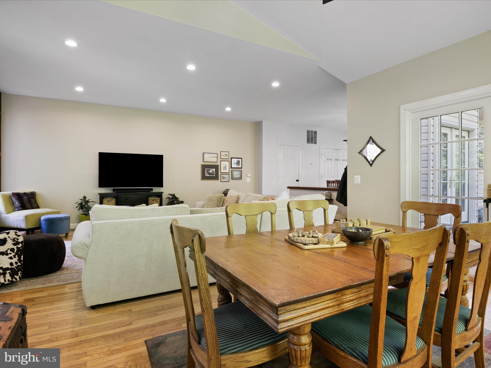 6615 Newman Road Clifton, VA 20124 - Photo 22 of 100 Family Room