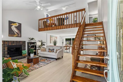 $468,000 | 3174 Peachtree Street, Sarasota, FL 34231