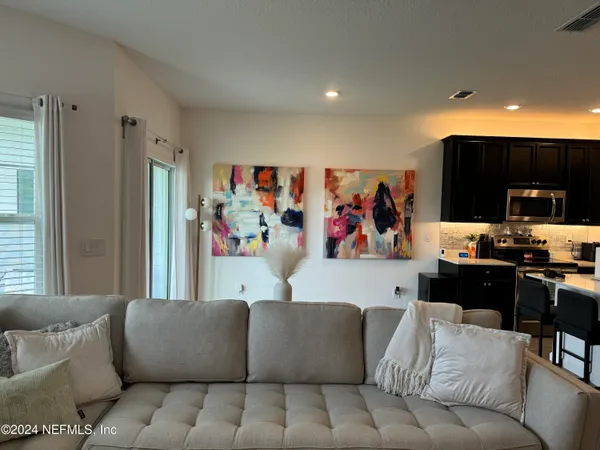 $2,395 | 12851 Josslyn Lane, Jacksonville, FL 32246