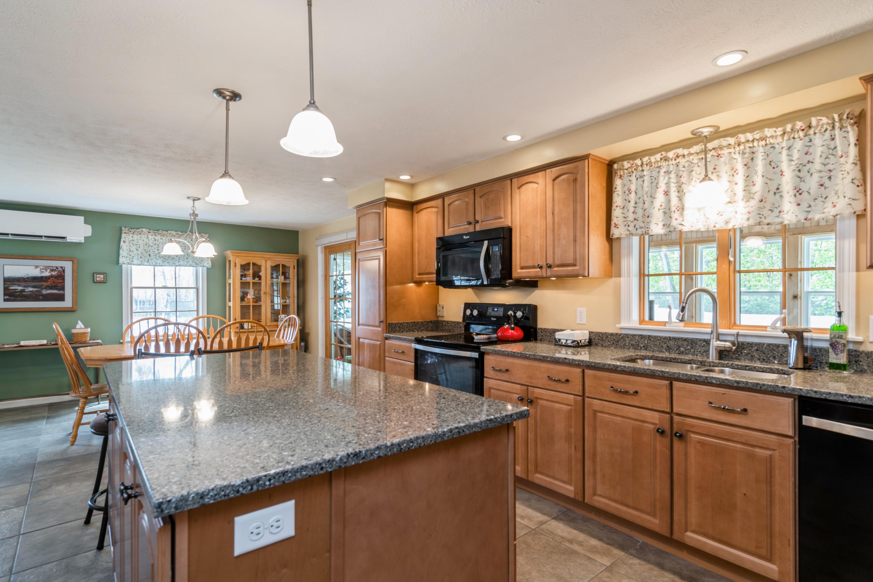 21 Fairfield Road Scarborough, ME 04074 - Photo 14 of 43 14_21FairfieldRd_2014_HiRes