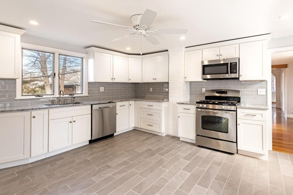 165 Willow Road Nahant, MA 01908 - Photo 8 of 31 Gallery Image 8
