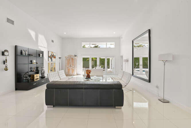 2388 Queen Palm Road Boca Raton, FL 33432 - Photo 8 of 29 2388 Queen Palm Rd Boca Raton