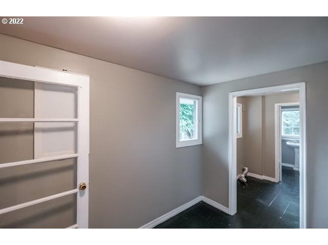45845 Sunnyside Road Foster, OR 97345 - Photo 9 of 11 Gallery Image 9