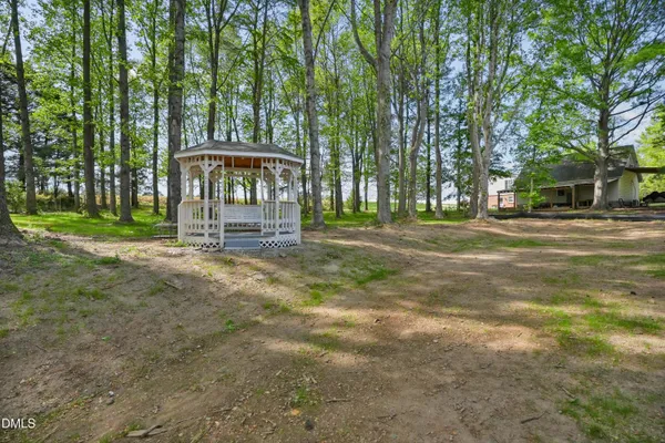 $498,500 | 303 Edgewater Drive, Broadway, NC 27505