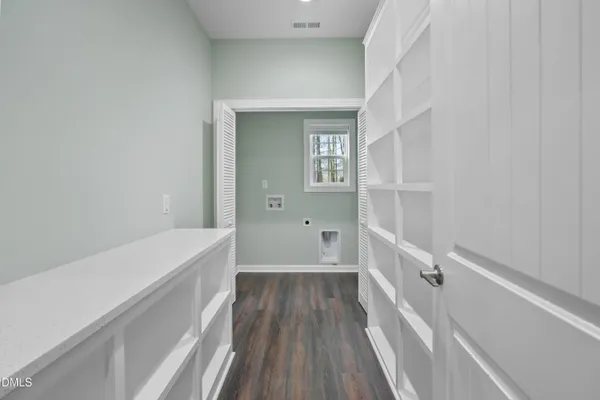 $498,500 | 303 Edgewater Drive, Broadway, NC 27505