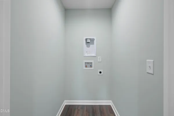 $498,500 | 303 Edgewater Drive, Broadway, NC 27505