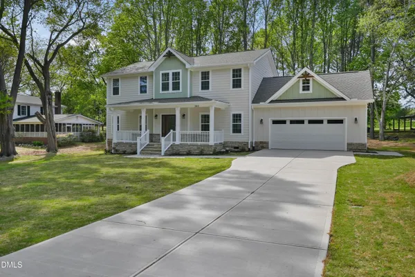 $498,500 | 303 Edgewater Drive, Broadway, NC 27505
