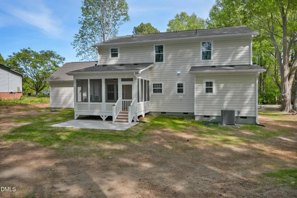 $498,500 | 303 Edgewater Drive, Broadway, NC 27505