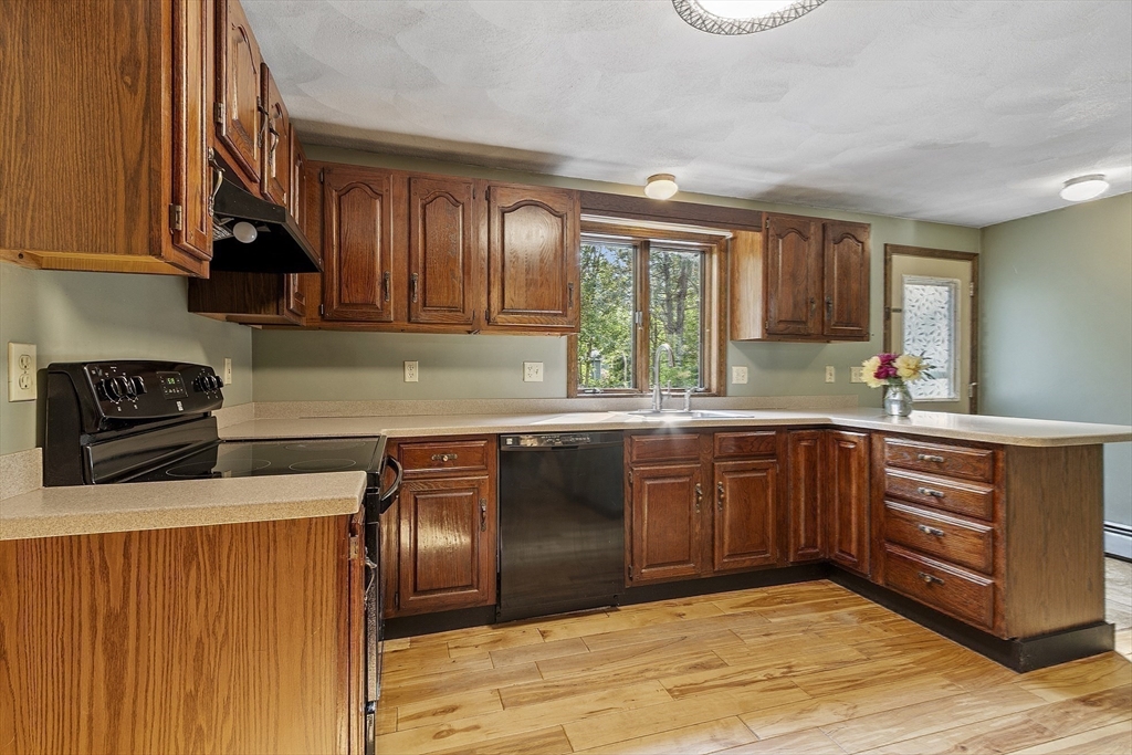 146 Lowell Road Pepperell, MA 01463 - Photo 6 of 35