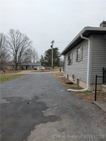 $180,000 | 5241 West Willis Road, Georgetown, IN 47122