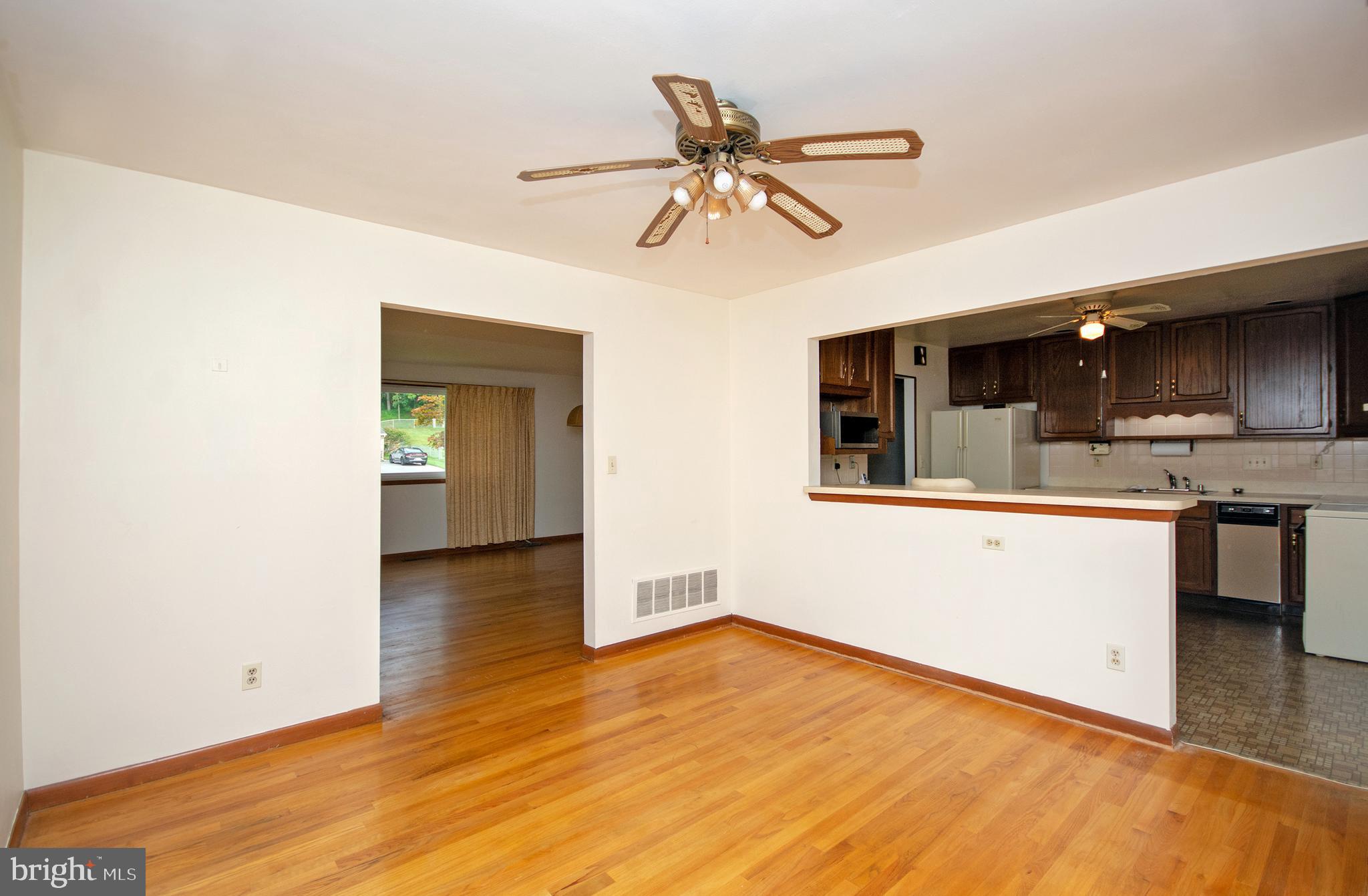 3625 Valley Road Ellicott City, MD 21042 - Photo 7 of 30