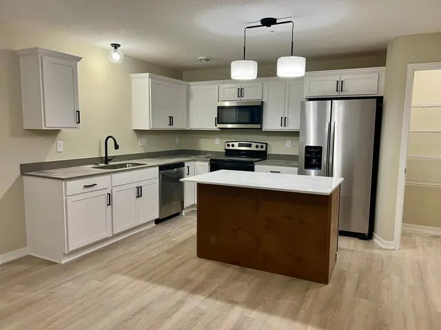 $234,900 | 805 Tomahawk Court, Madison Lake, MN 56063