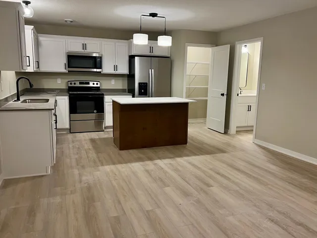 $234,900 | 805 Tomahawk Court, Madison Lake, MN 56063