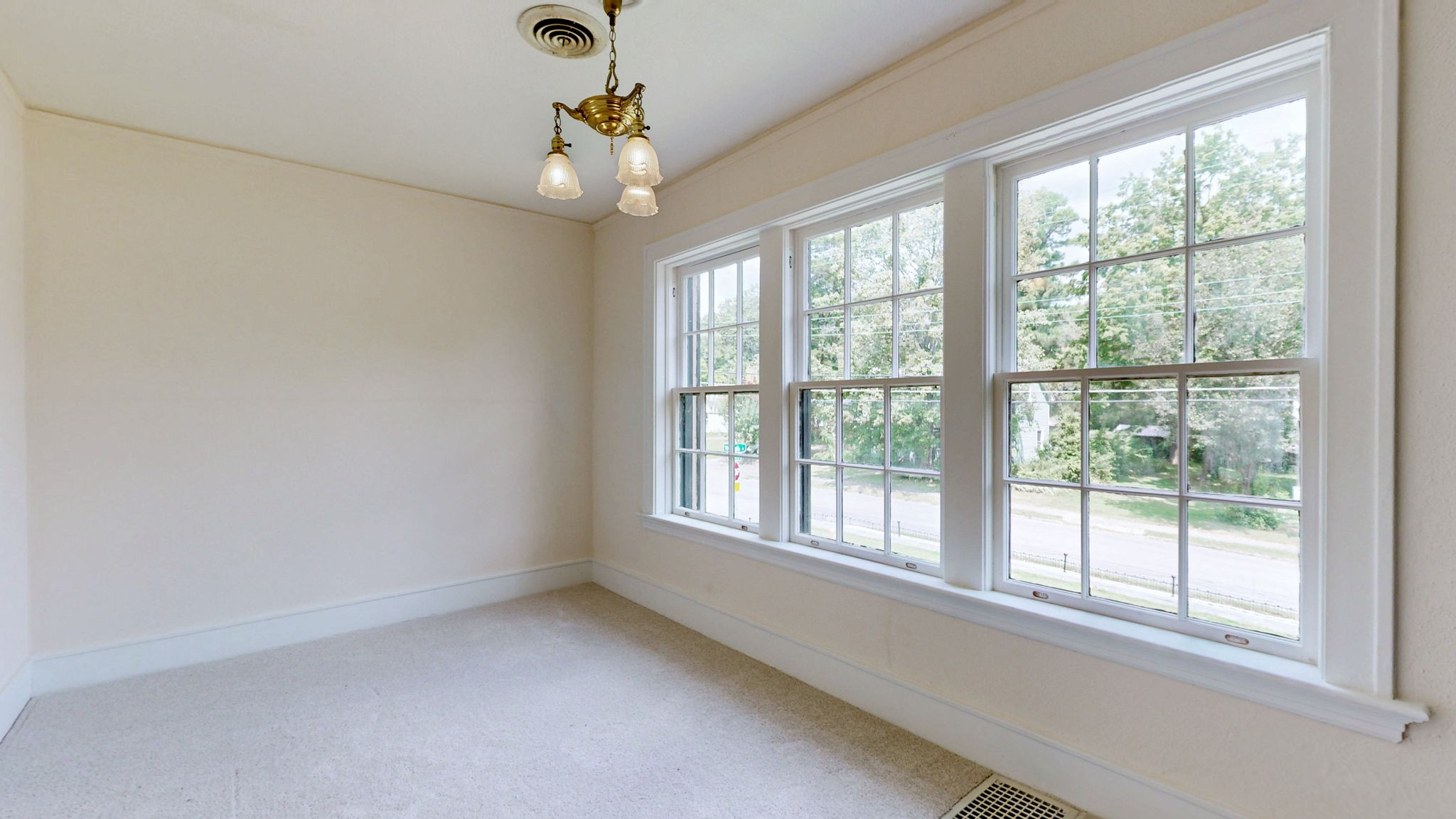 1007 Poplar Street Murray, KY 42071 - Photo 21 of 48 a view of an empty room with a window