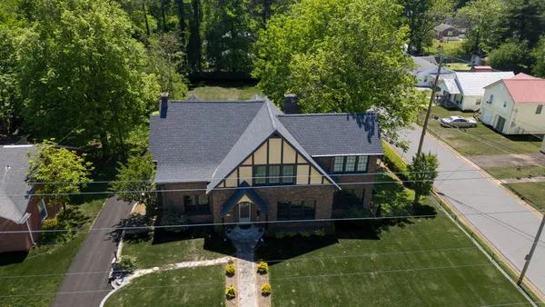 $465,000 | 1007 Poplar Street, Murray, KY 42071