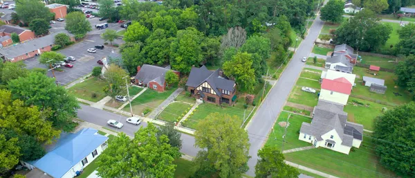 $465,000 | 1007 Poplar Street, Murray, KY 42071